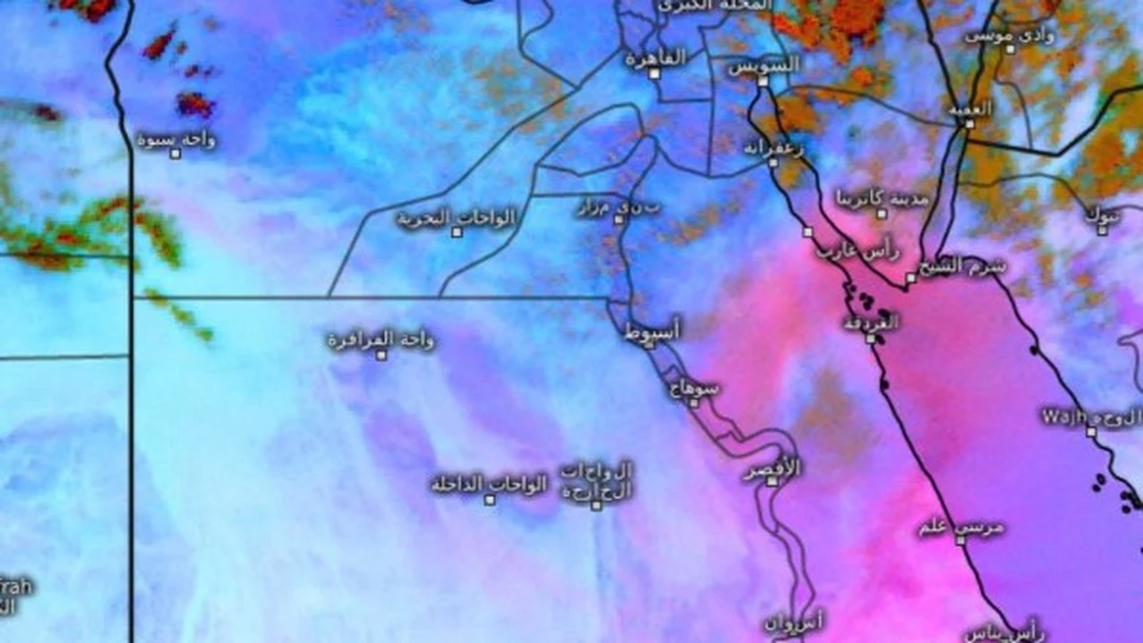 رياح محملة بالأتربة تجتاح مناطق القاهرة الكبرى وسط تحذيرات من تقلبات الطقس